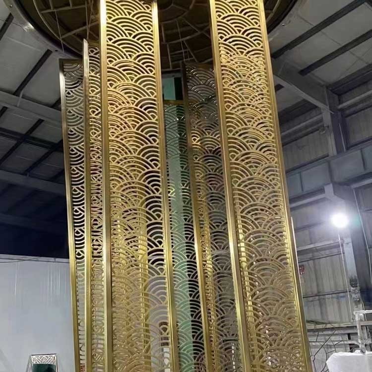 輕奢不銹鋼屏風隔斷圓形假山水背景墻金屬網鏤空浮雕戶外玻璃定制